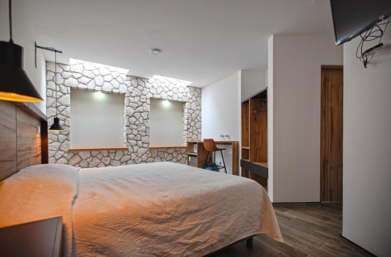 Hotel La Cuesta Toscana Bernal Buitenkant foto